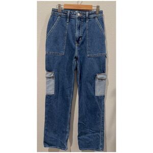 HOLLISTER Ultra High-Rise Pocket Side Dad Jeans